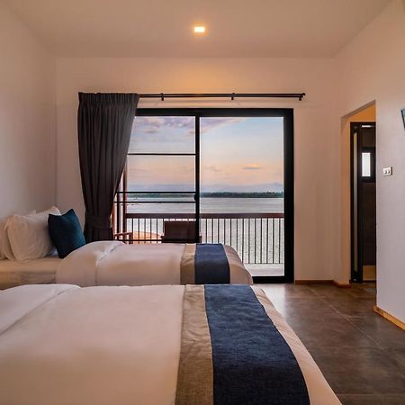 The Riviera Champasak Ξενοδοχείο Εξωτερικό φωτογραφία