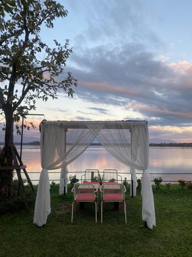 The Riviera Champasak Ξενοδοχείο Εξωτερικό φωτογραφία