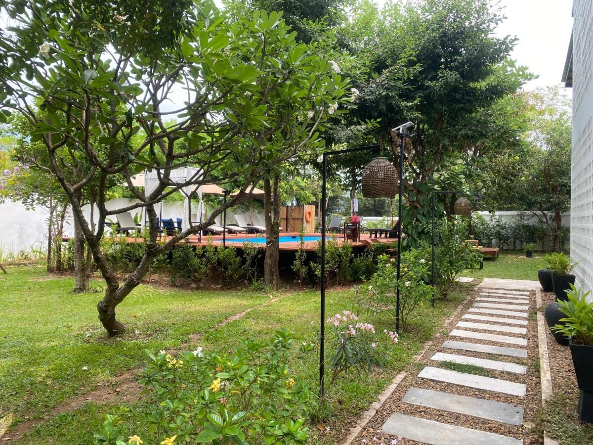 The Riviera Champasak Ξενοδοχείο Εξωτερικό φωτογραφία